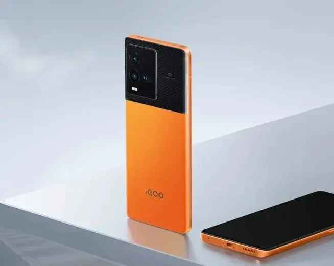 Смартфон Vivo IQOO 10 12/256Gb Orange (Оранжевый)