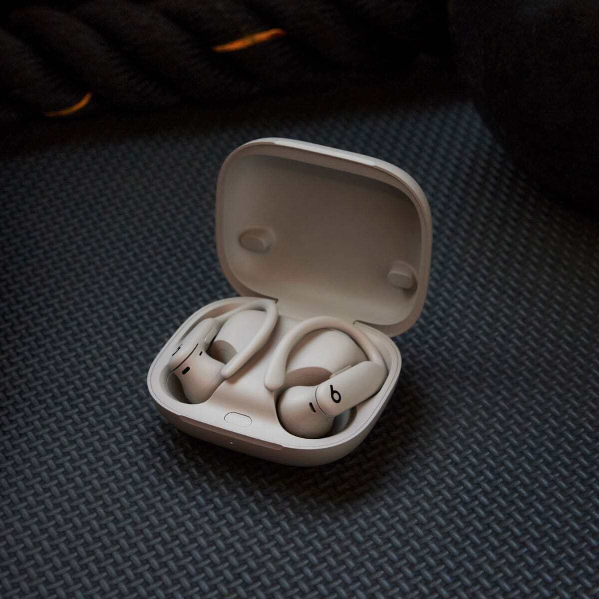 Beats Powerbeats Pro 2 Quick Sand (Серый)