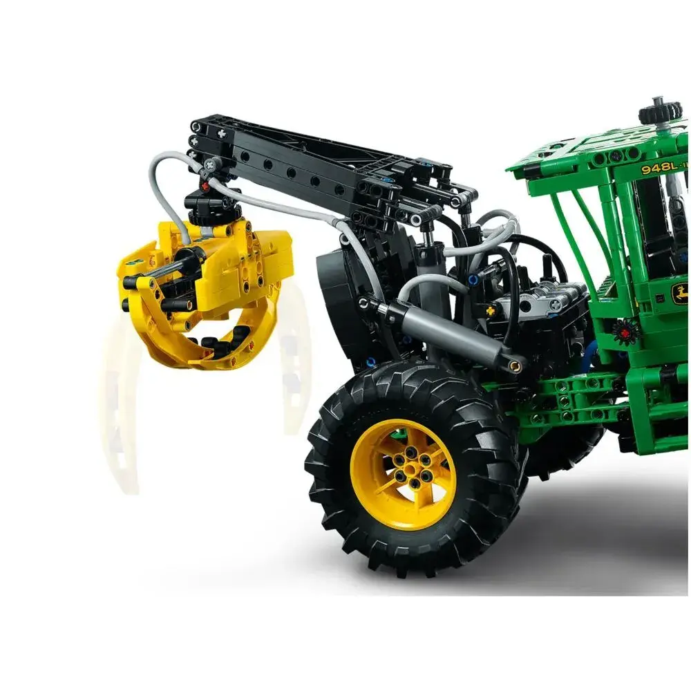 LEGO Technic Трелевочный трактор «John Deere 948L-II»